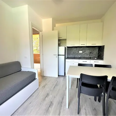דירה Flat With Pool Access
