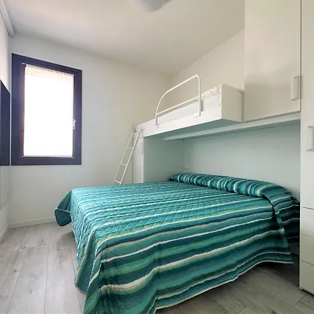 Lägenhet Flat With Pool Access