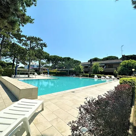 Flat With Pool Access Apartament Bibione